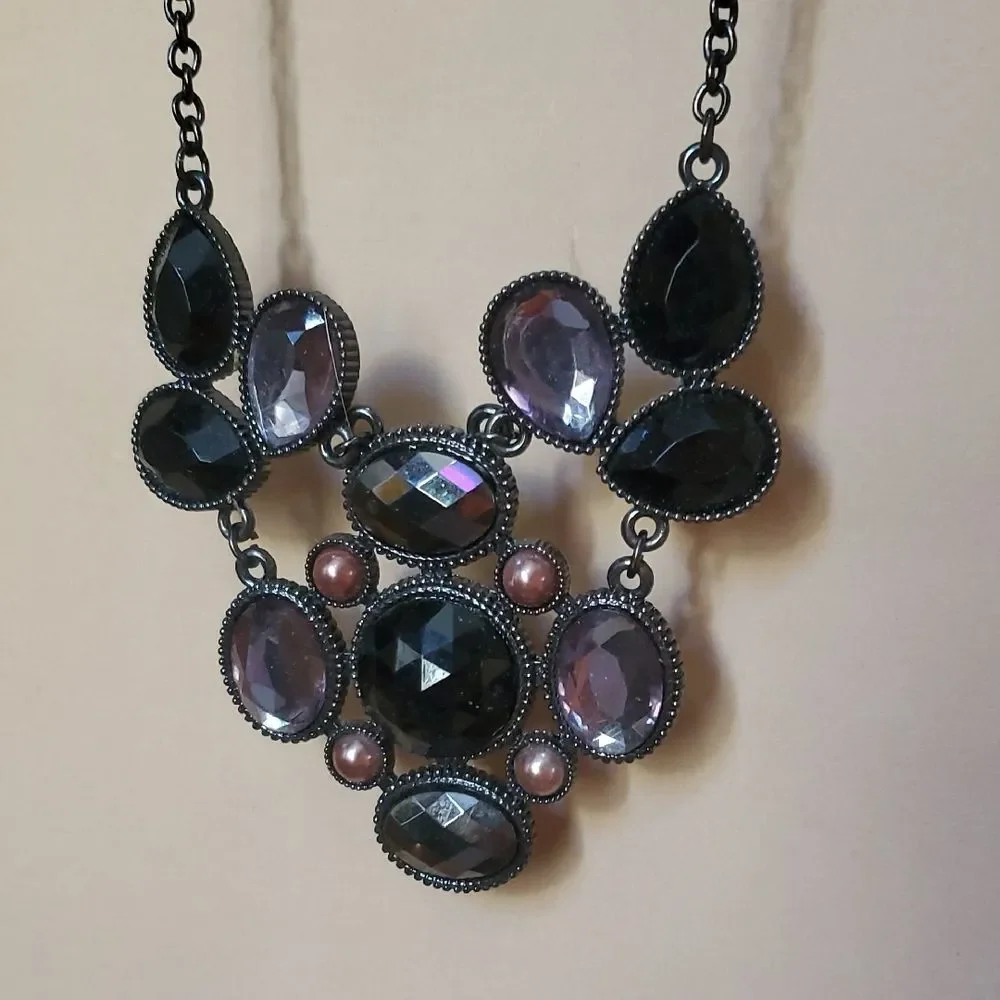 Cookie Lee chic necklace